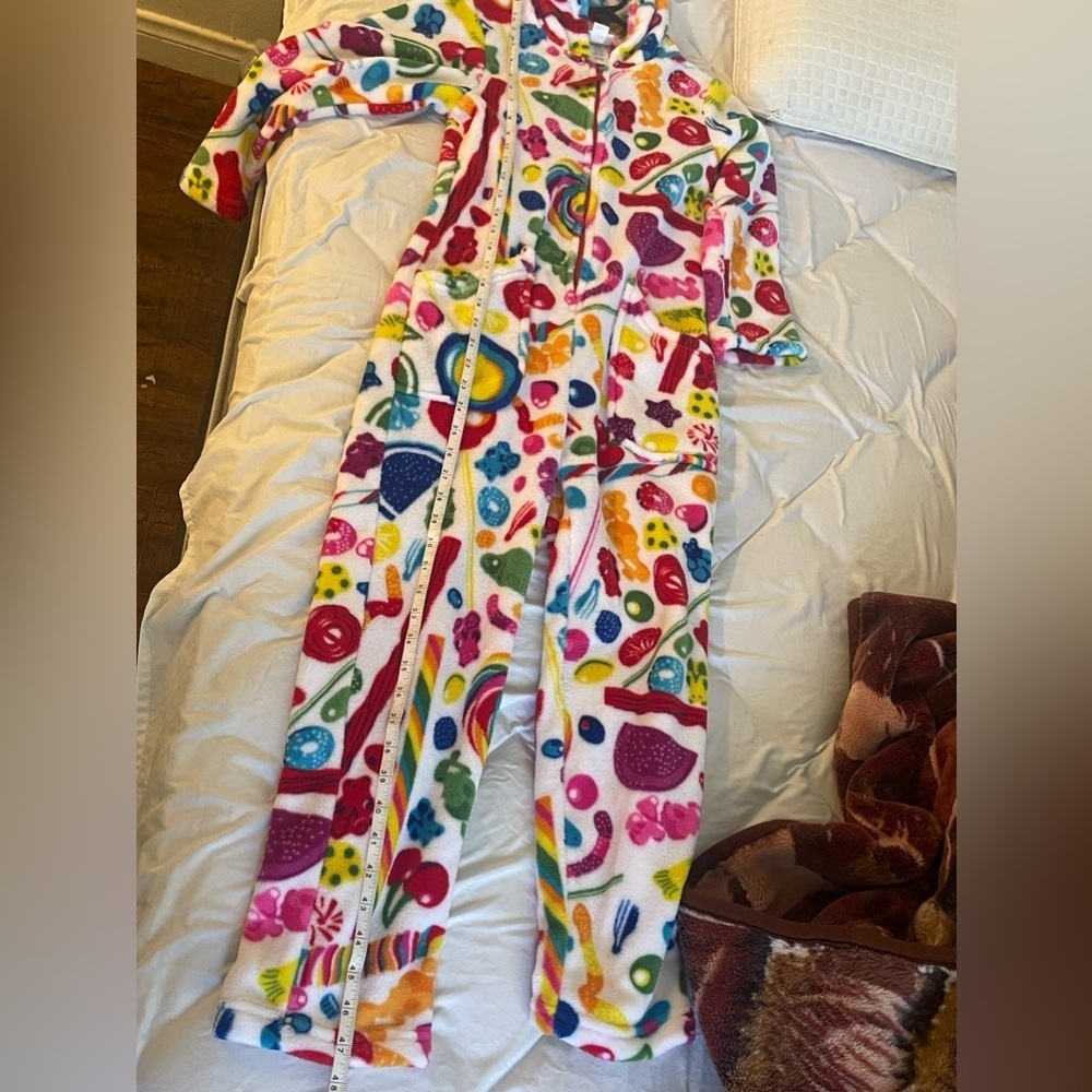 Kids Dylans Candy Bar One Piece Fuzzy Pajamas - Picture 7 of 11